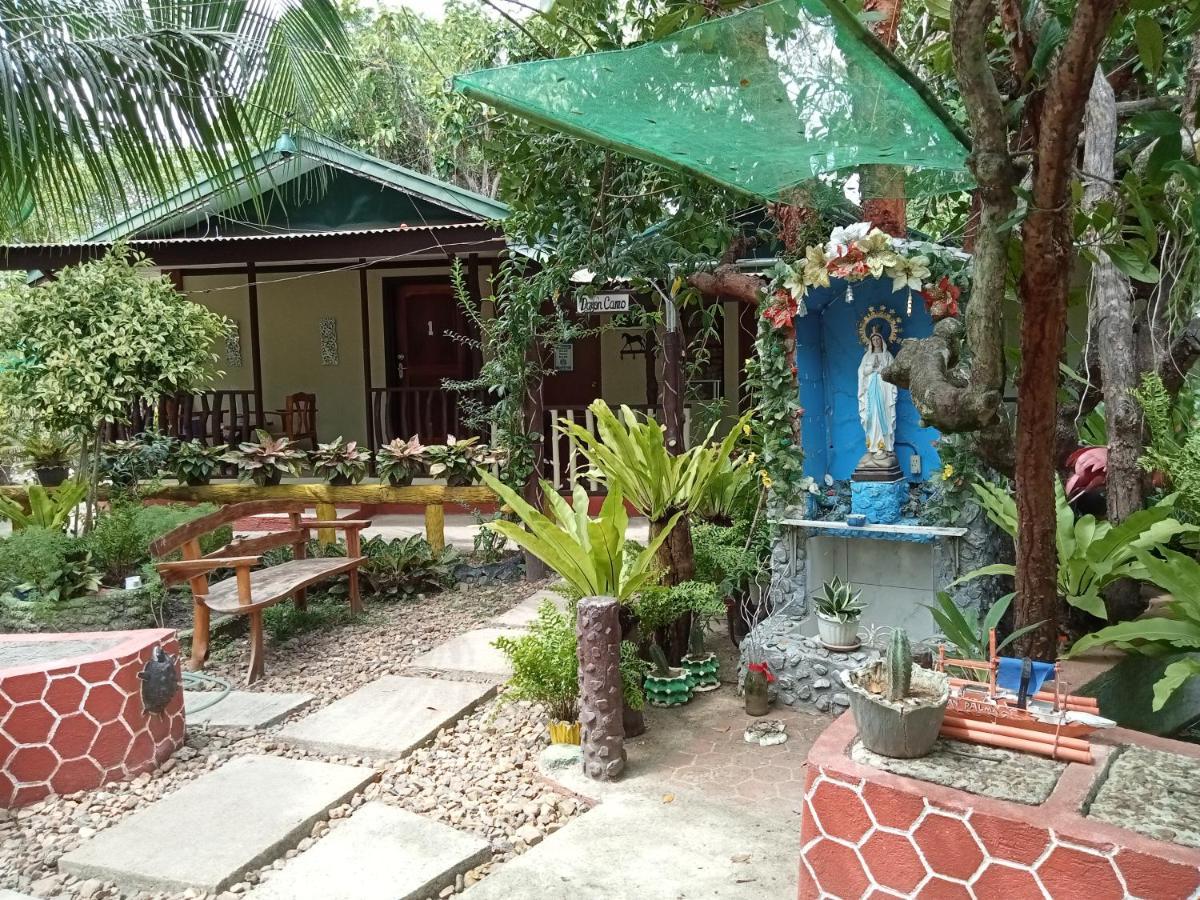 Ennas Place Coron Esterno foto