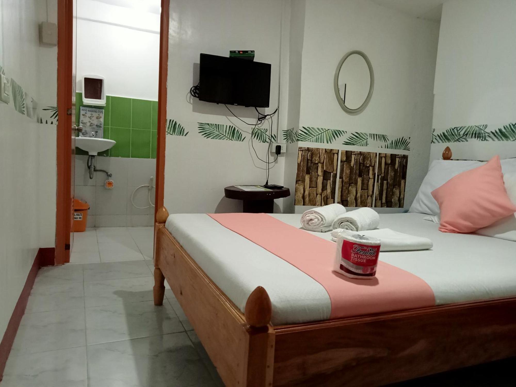 Ennas Place Coron Esterno foto