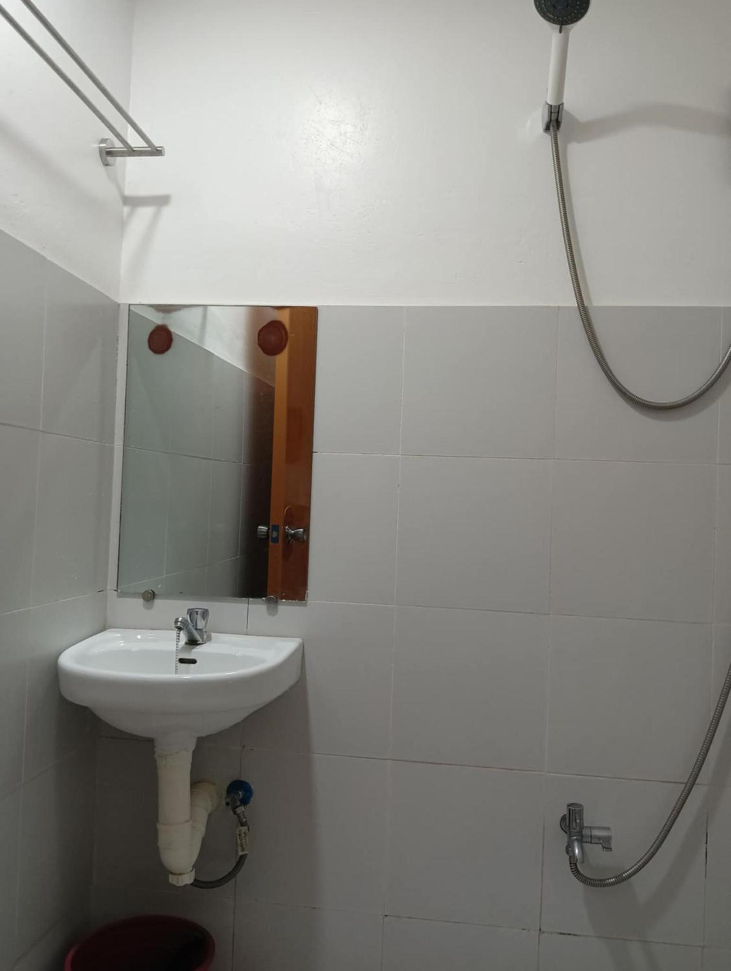 Ennas Place Coron Esterno foto